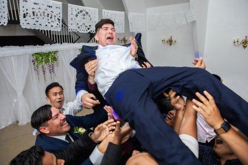 mobile - carousel-hero-element image-2